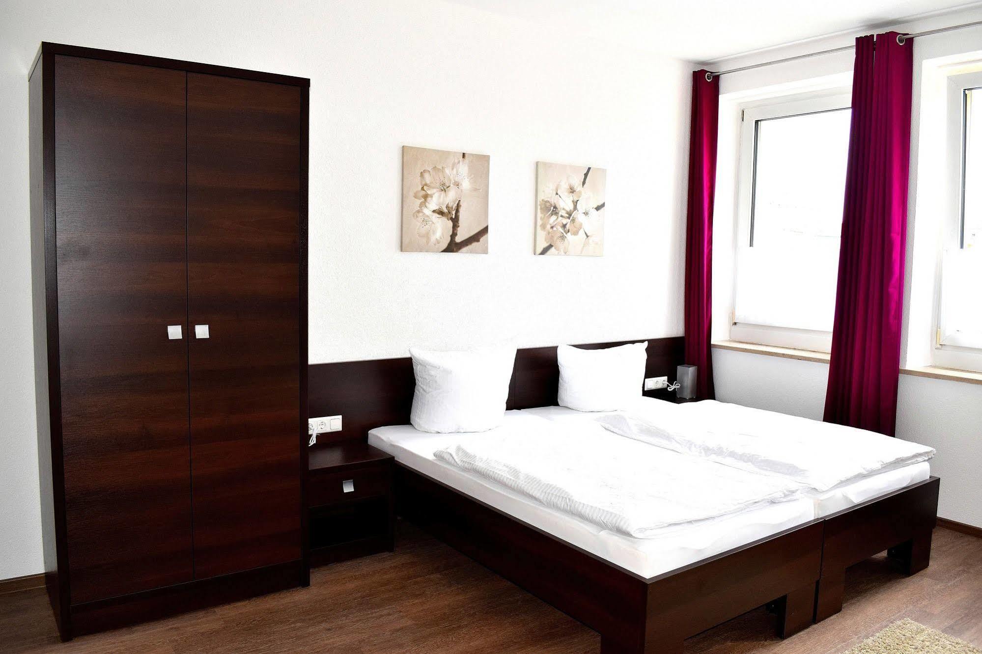 Boardinghouse - Stadtvilla Budget Σβάινφουρτ Εξωτερικό φωτογραφία